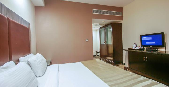 Regenta Central Deccan Chennai Exterior foto