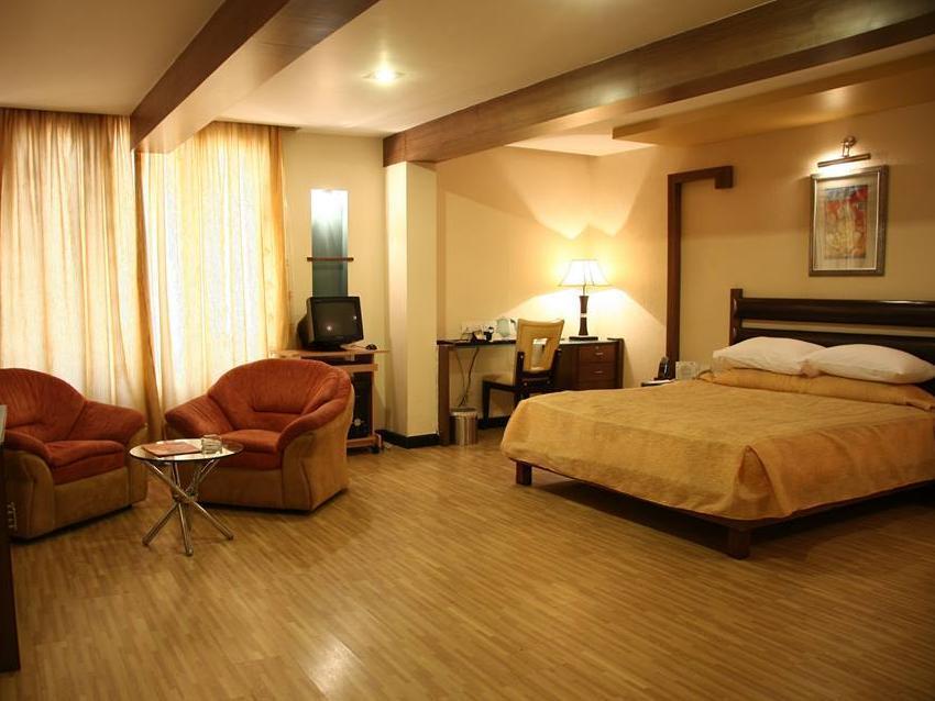Regenta Central Deccan Chennai Exterior foto
