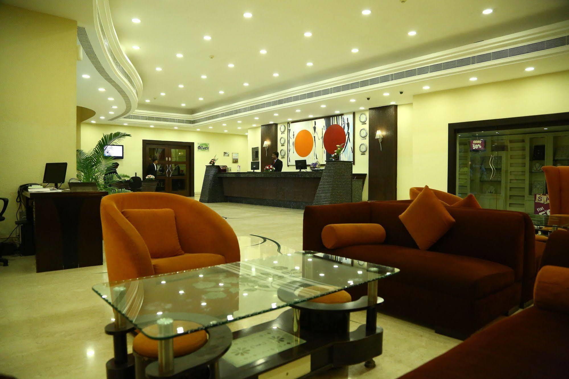 Regenta Central Deccan Chennai Exterior foto