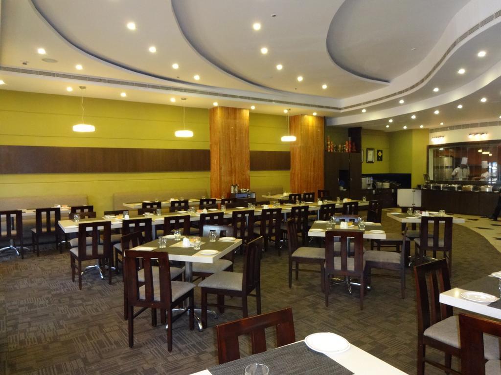 Regenta Central Deccan Chennai Exterior foto